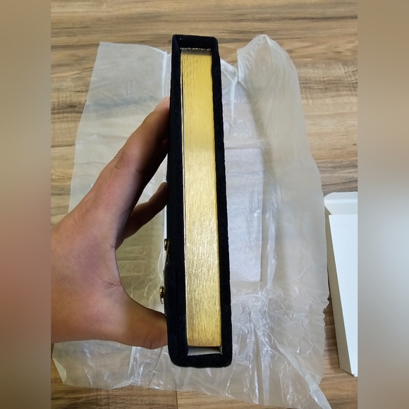 Christian Dior Novelty Notebook 2021 Velvet material birthday vip gift, GWP - Picture 6 of 10